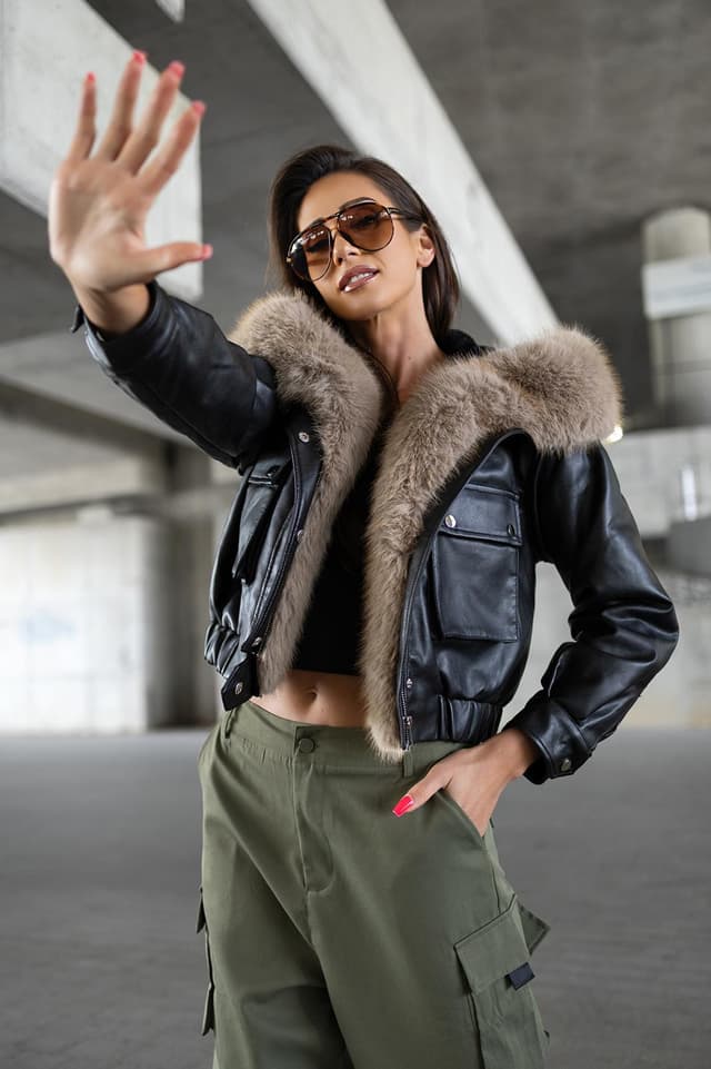ANGELA szőrmés műbőr dzseki - Image 2